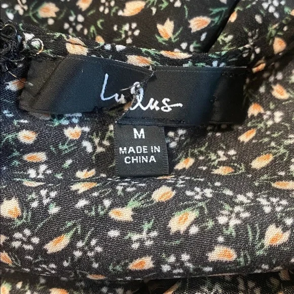 Lulus Fashion Find Black Ditsy Floral Print Ruffled Faux Wrap Midi Dress Medium - Picture 4 of 6